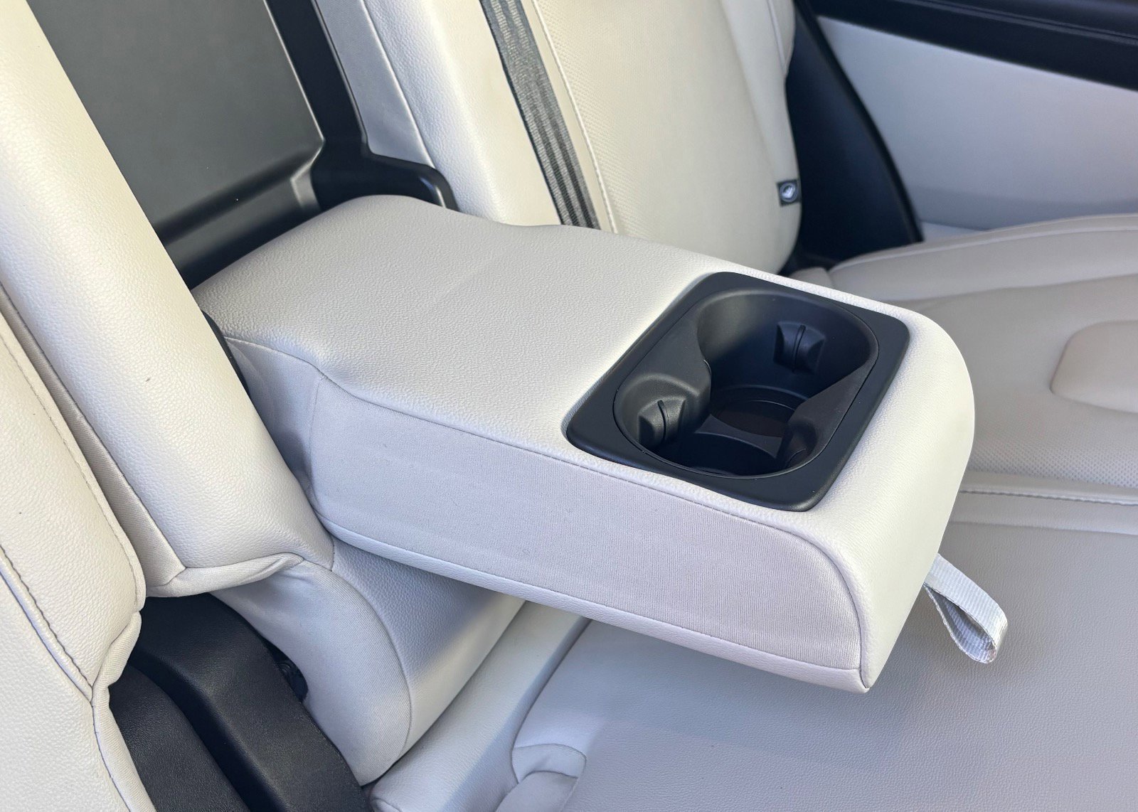 Certified 2022 Ford Edge Titanium w/ Equipment Group 301A image 25