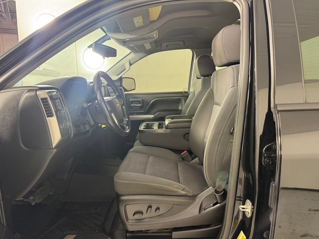 Used 2019 Chevrolet Silverado 1500 LT w/ LPO, Black Pack AWD/4WD image 13