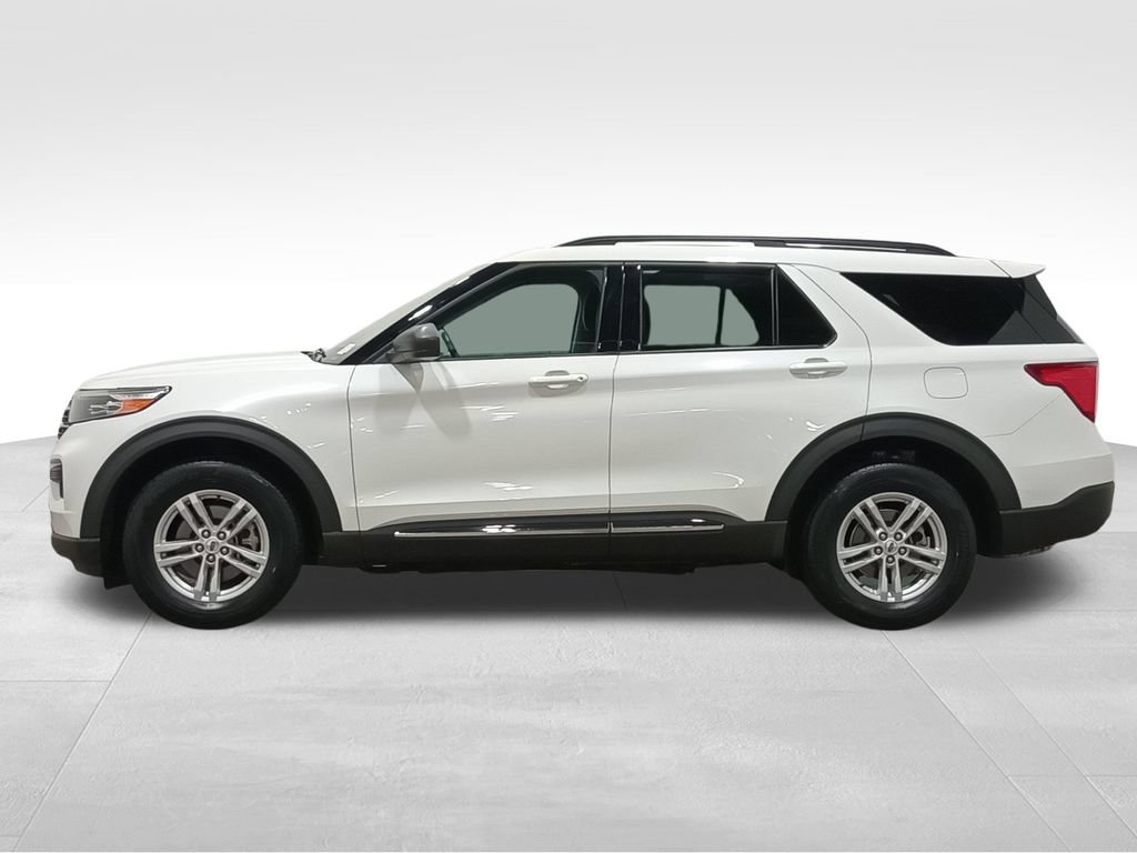 Certified 2023 Ford Explorer XLT AWD/4WD image 8
