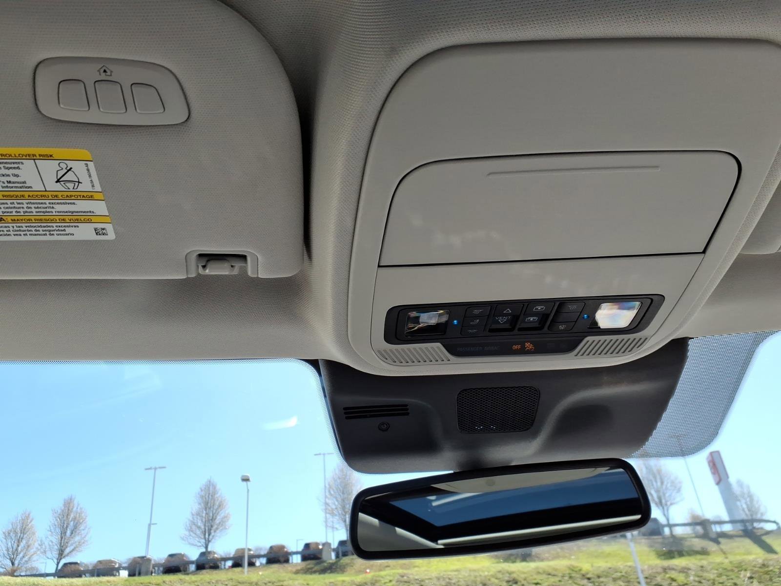 Certified 2025 Ford Expedition Platinum image 17