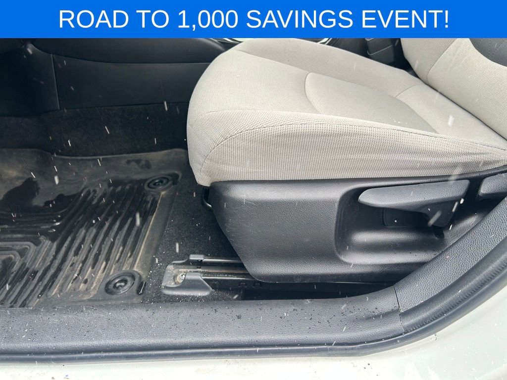 Used 2020 Toyota Corolla LE image 14