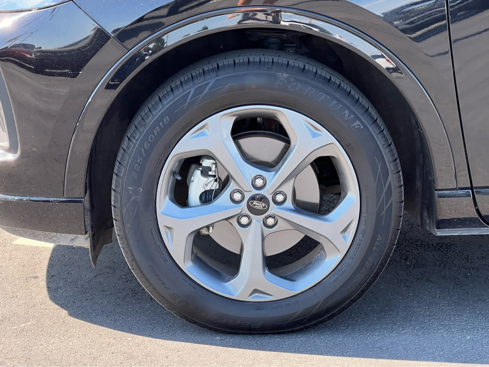 Certified 2024 Ford Escape ST-Line AWD/4WD image 13