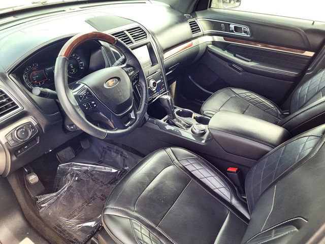 Certified 2018 Ford Explorer Platinum image 10