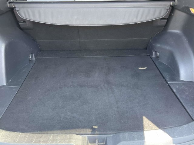 Used 2019 Toyota RAV4 XLE Premium FWD image 29