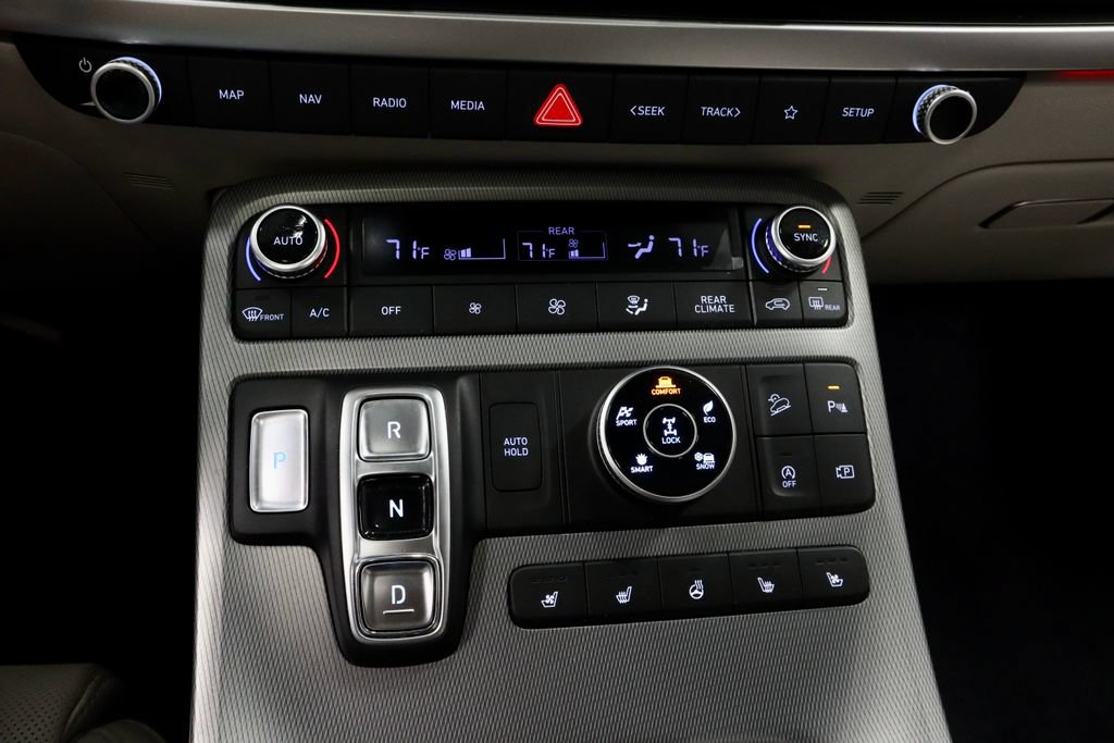 Used 2025 Hyundai Palisade Limited AWD/4WD image 32