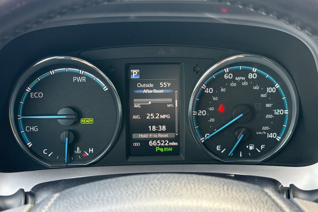 Used 2018 Toyota RAV4 Limited w/ Advanced Technology Package image 23