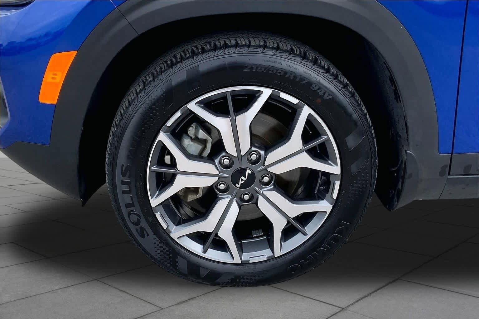 Used 2022 Kia Seltos EX AWD/4WD image 10