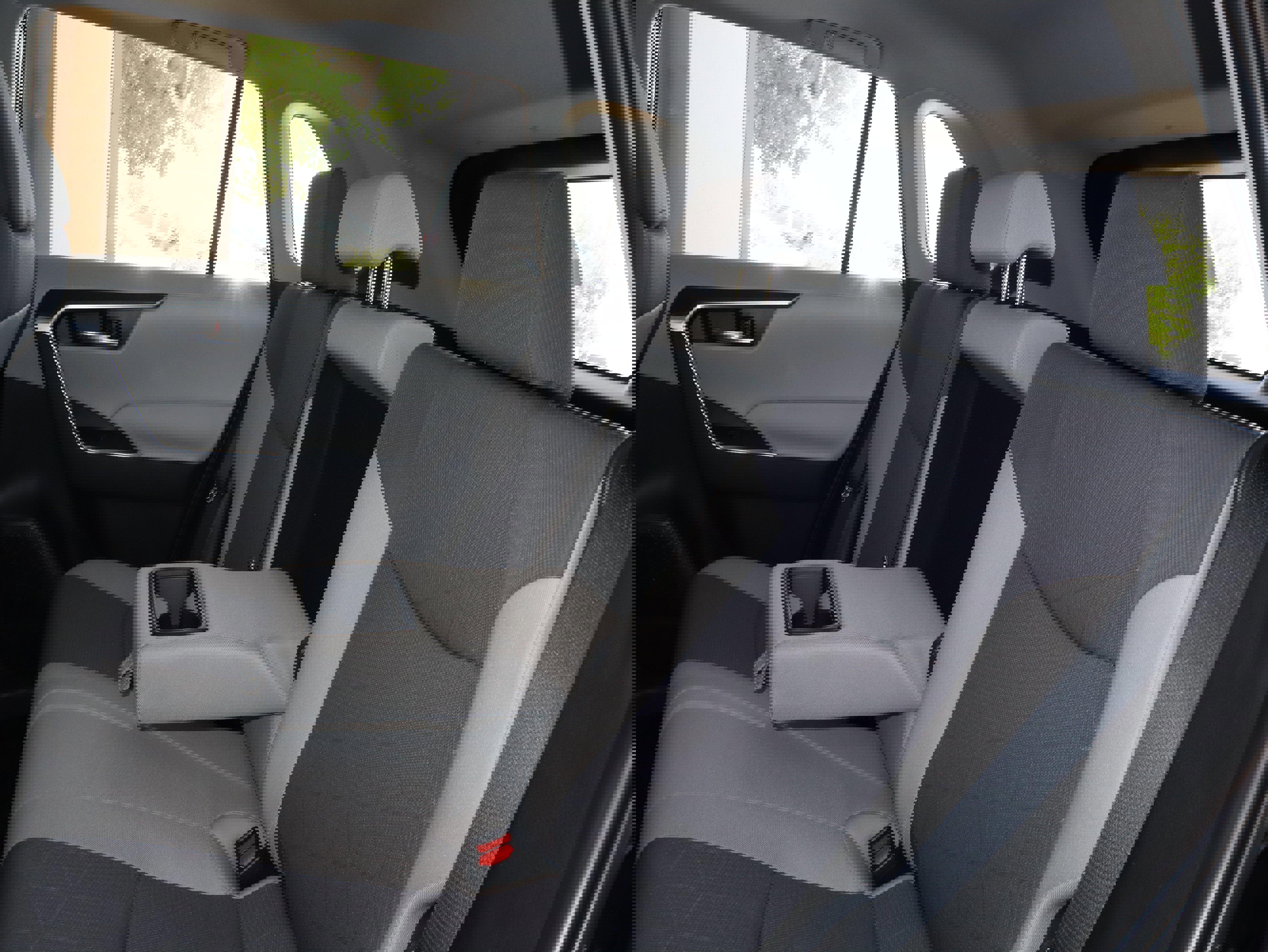 Used 2024 Toyota RAV4 XLE w/ Convenience Package image 37