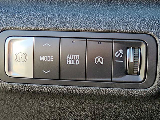 Used 2026 GMC Terrain Elevation w/ Elevation Premium Package FWD image 31
