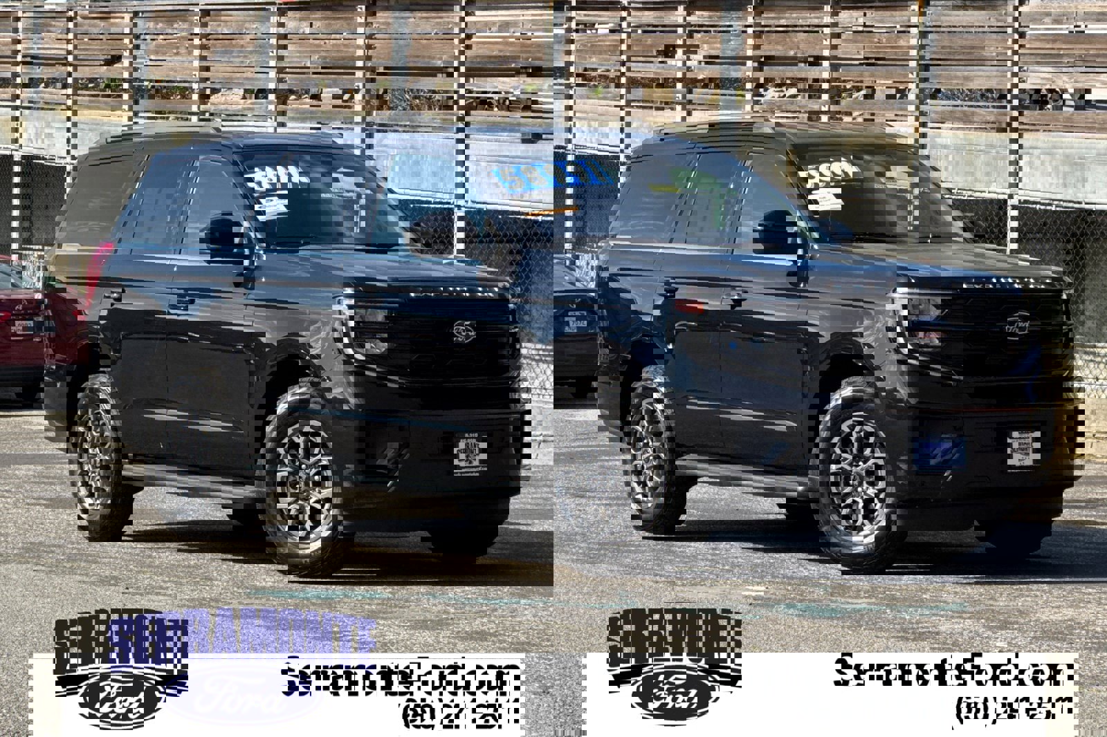 Certified 2025 Ford Expedition Active image 1