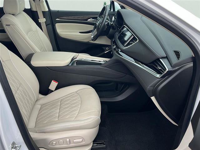 Used 2024 Buick Enclave Avenir w/ Avenir Technology Package AWD/4WD image 14