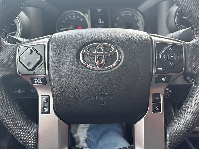 Used 2021 Toyota Tacoma SR5 AWD/4WD image 26
