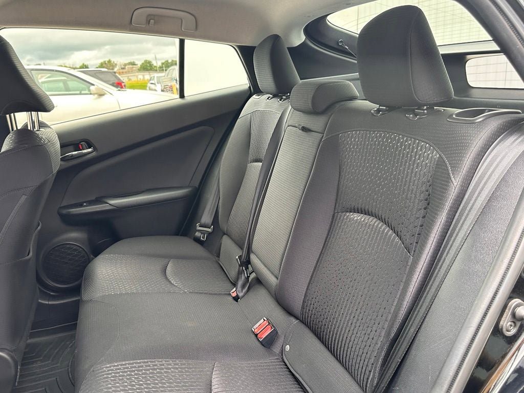 Used 2018 Toyota Prius Three FWD image 15