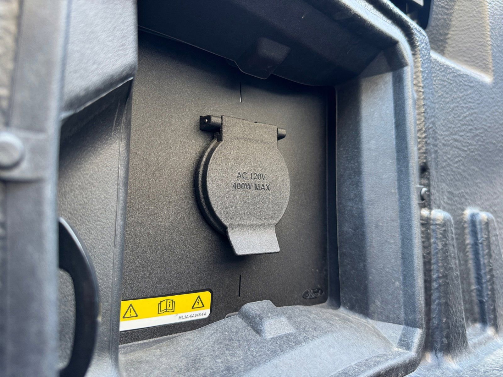 Certified 2022 Ford F150 XLT w/ Equipment Group 302A High image 19