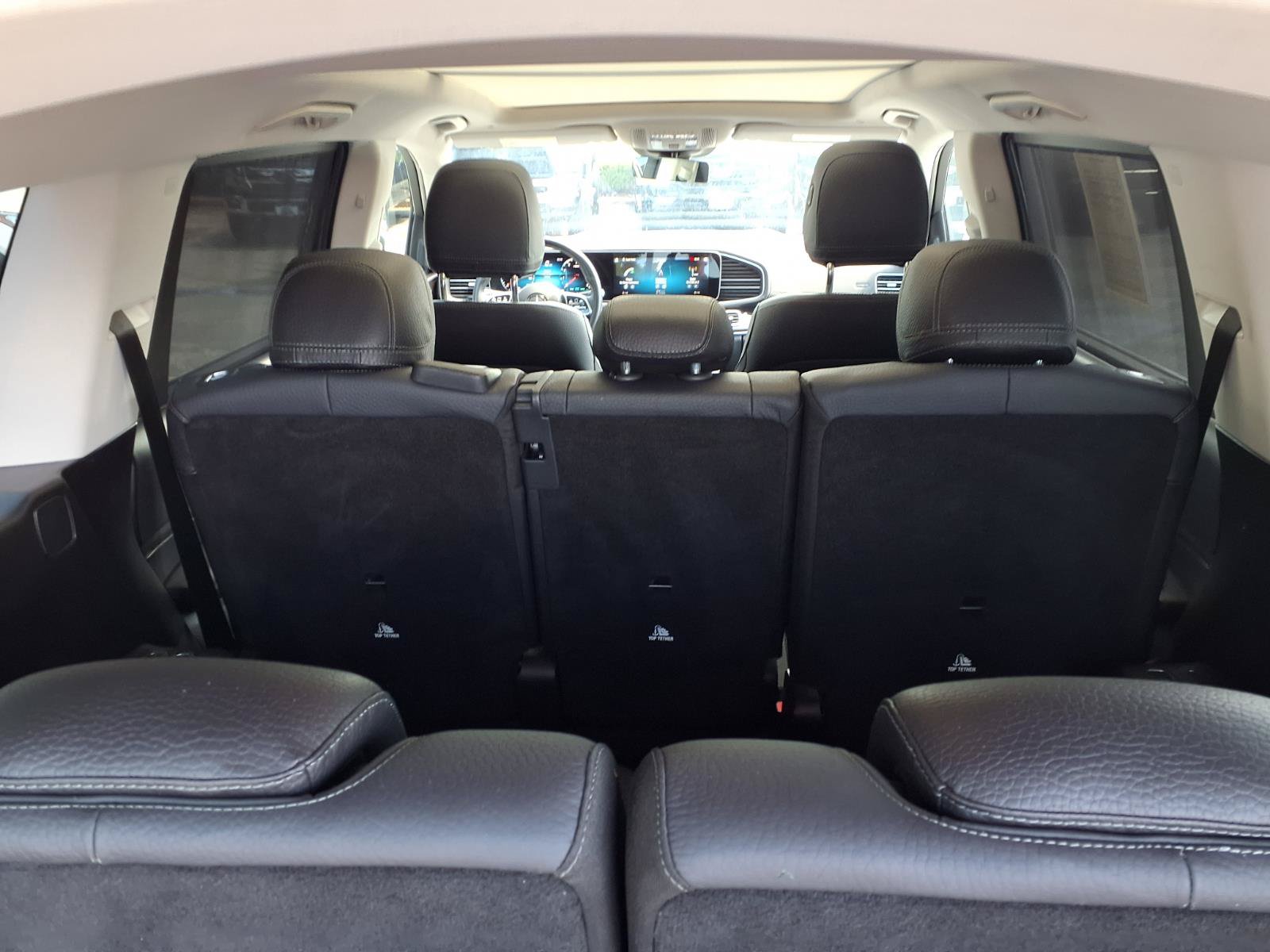Used 2023 Mercedes-Benz GLS 450 4MATIC image 30
