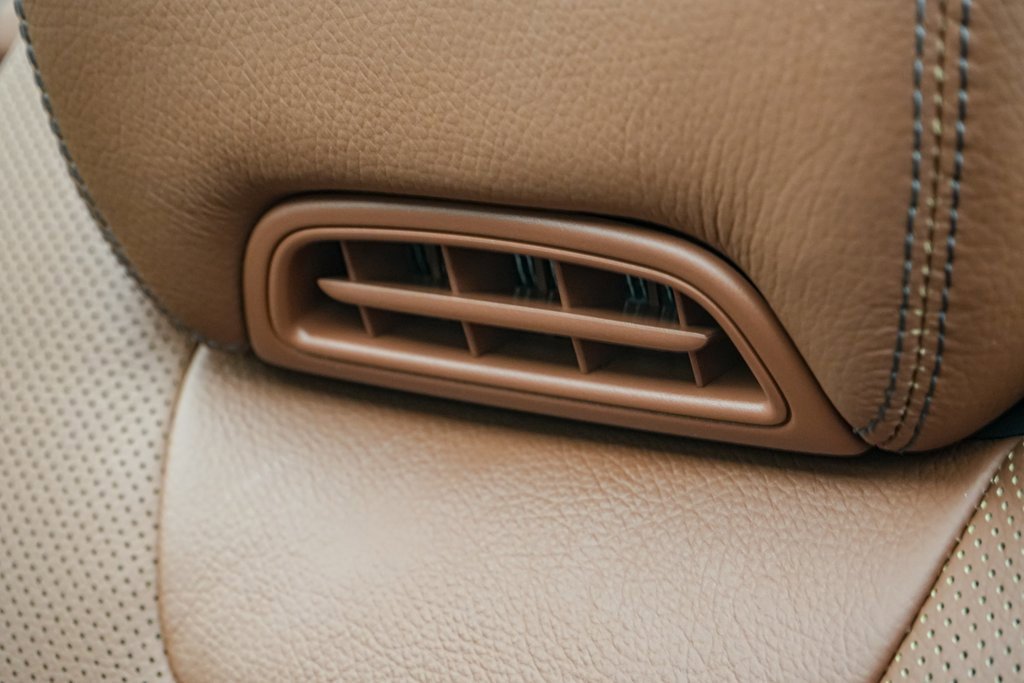 Used 2022 Mercedes-Benz C 300 4MATIC Cabriolet image 34