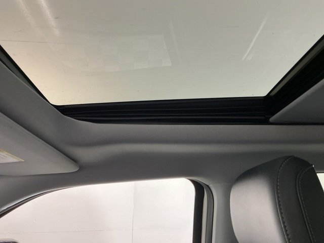 Certified 2024 Ford F350 Lariat w/ Camper Package image 25