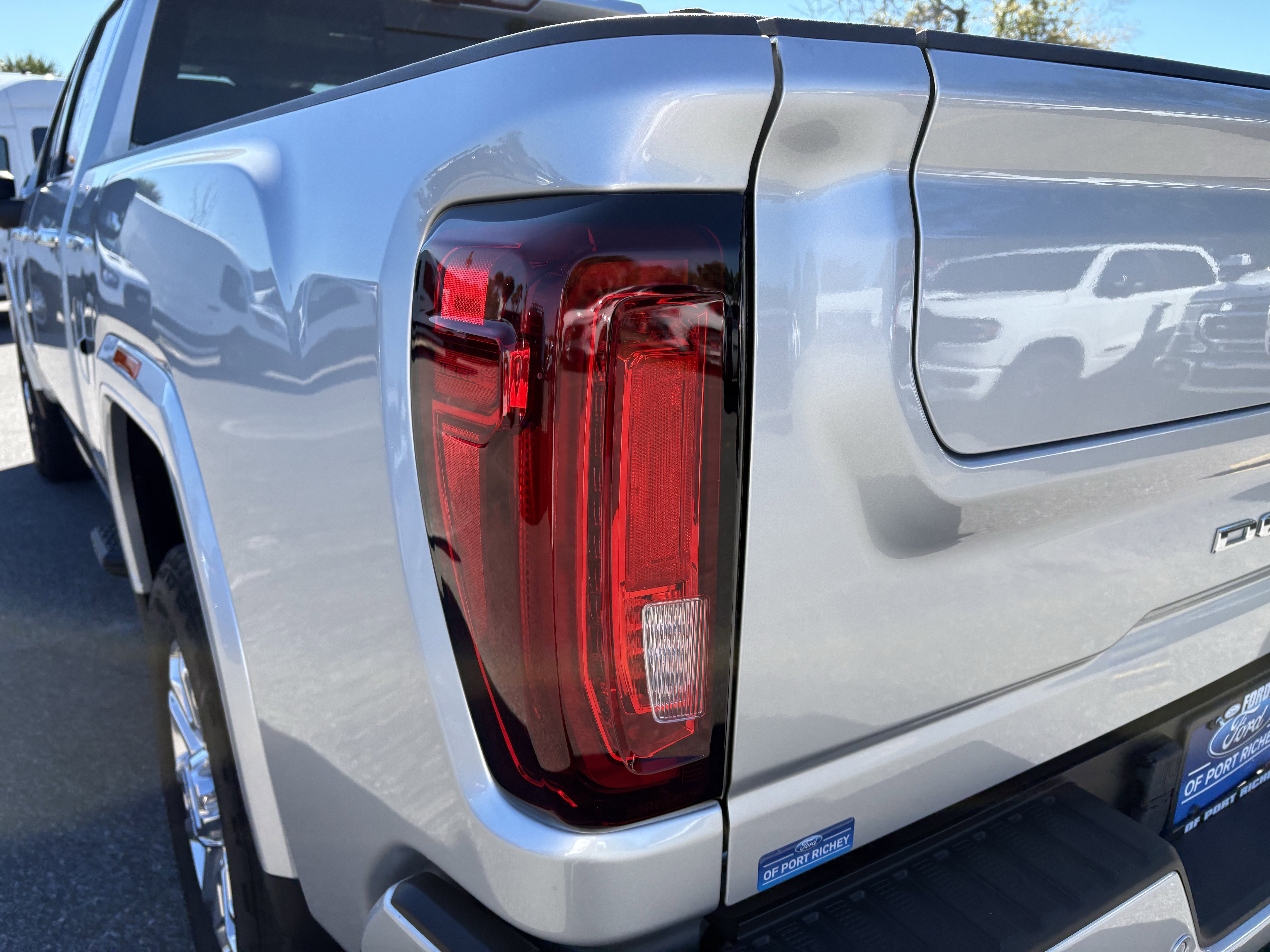 Used 2022 GMC Sierra 2500 Denali w/ Denali Ultimate Package image 12
