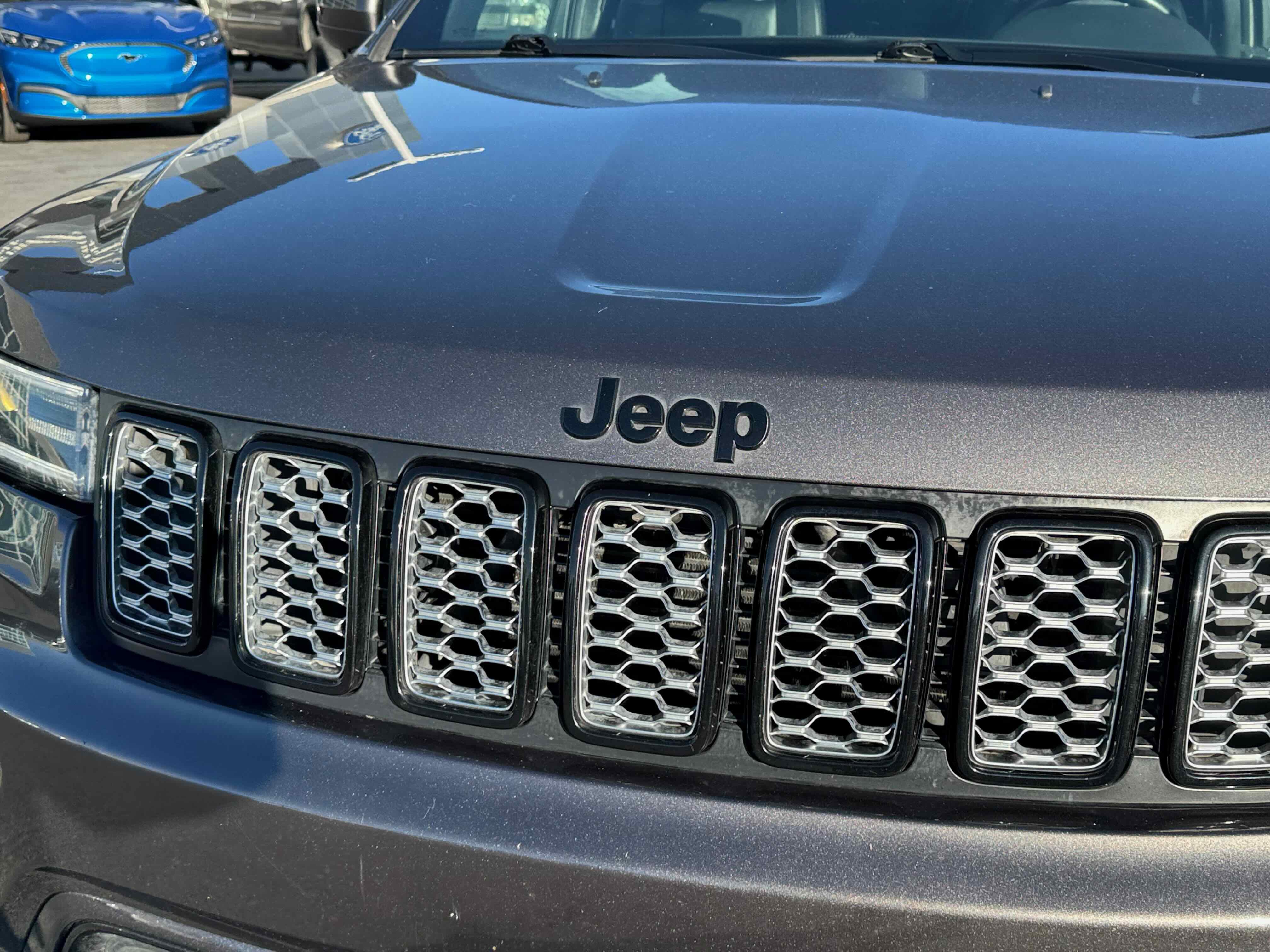 Used 2021 Jeep Grand Cherokee Laredo X image 13
