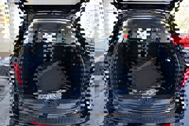 Certified 2025 Ford Explorer Active w/ Active Comfort Package image 5