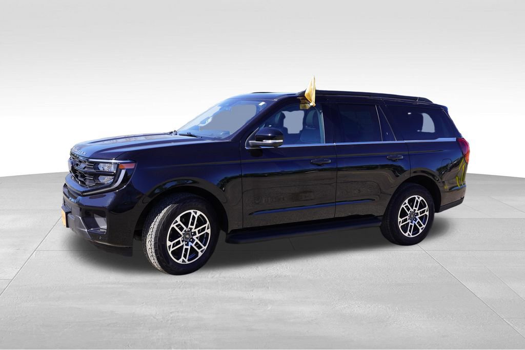 Certified 2025 Ford Expedition Active AWD/4WD image 10