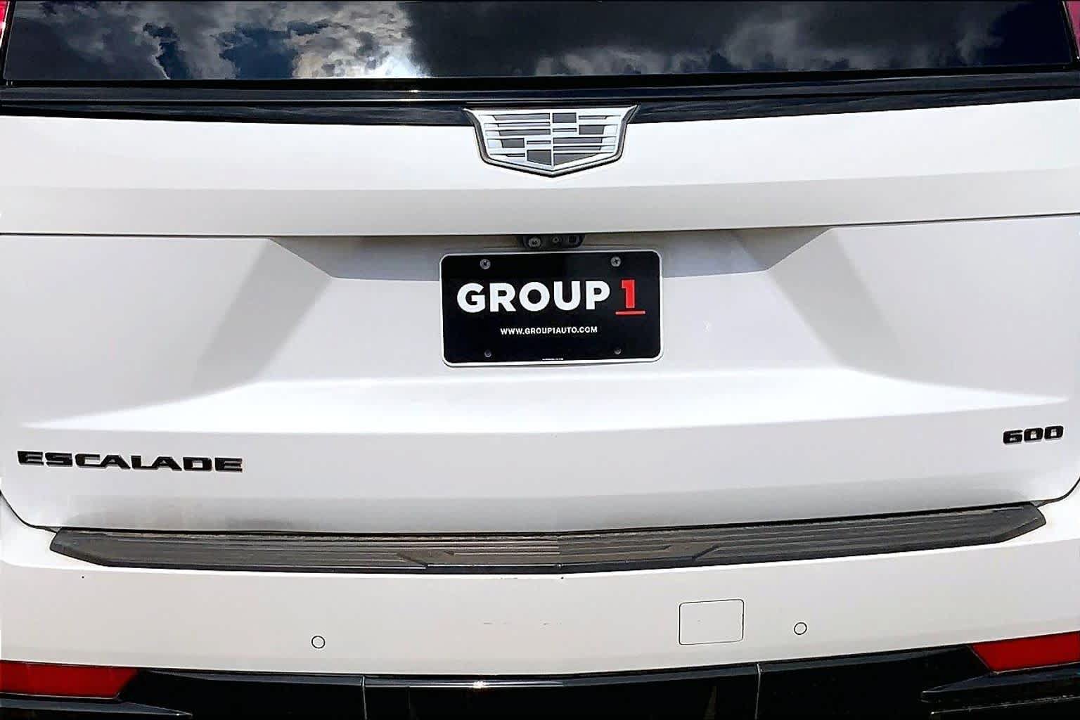 Used 2021 Cadillac Escalade ESV Sport w/ Driver Assist Tech Package AWD/4WD image 31
