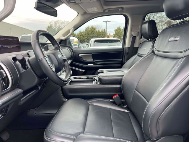 Certified 2025 Ford Expedition Max Platinum image 19