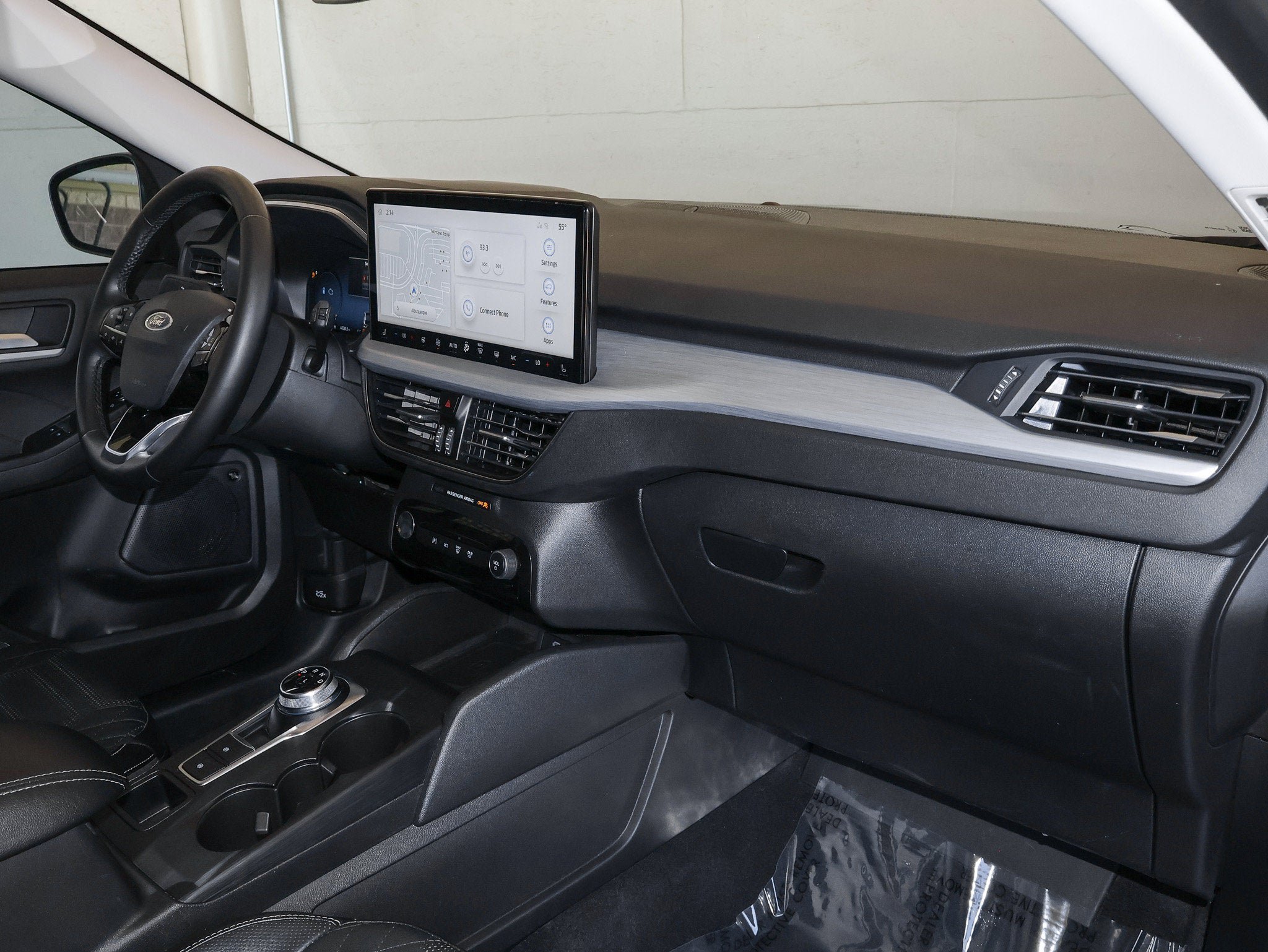 Certified 2023 Ford Escape Platinum w/ Premium Technology Package AWD/4WD image 39