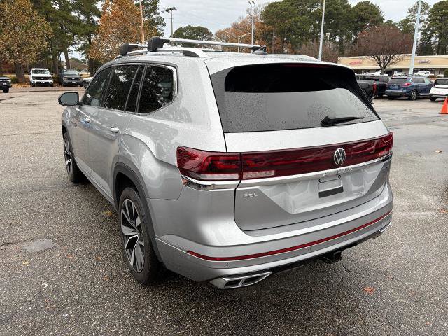 Used 2024 Volkswagen Atlas SEL Premium R-Line image 3