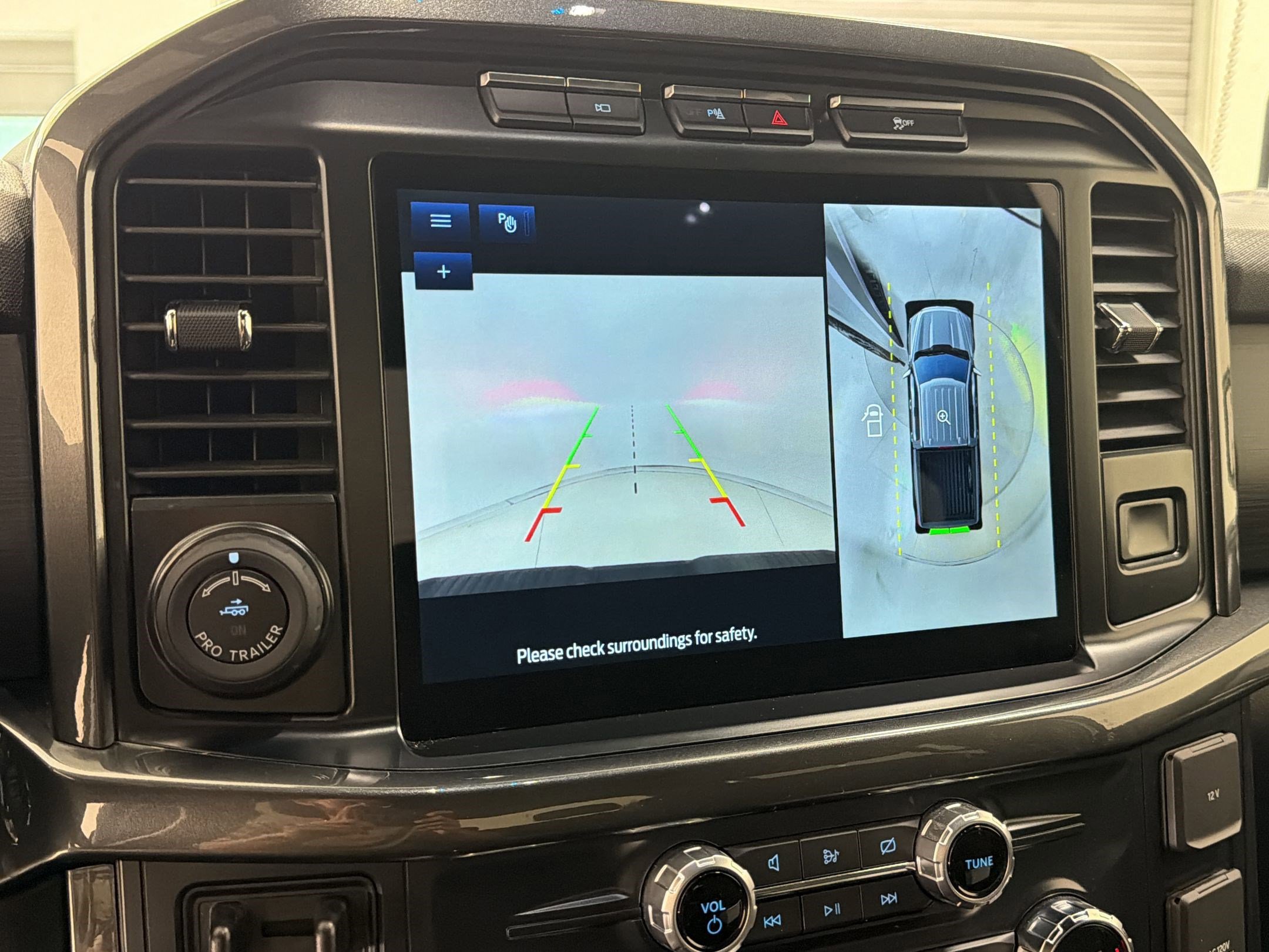 Certified 2022 Ford F150 XLT w/ Equipment Group 302A High image 24