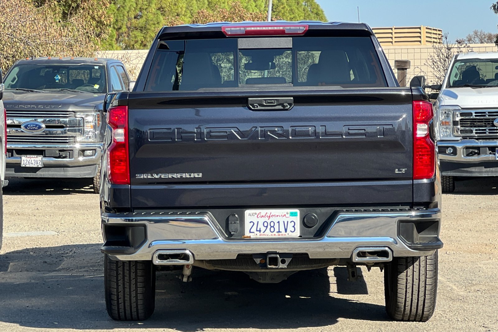 Used 2023 Chevrolet Silverado 1500 LT AWD/4WD image 5