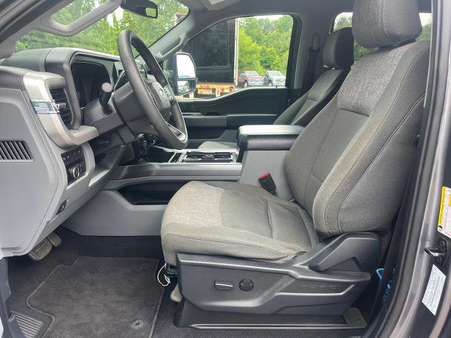 Certified 2023 Ford F250 XLT w/ Tremor Off-Road Package AWD/4WD image 18