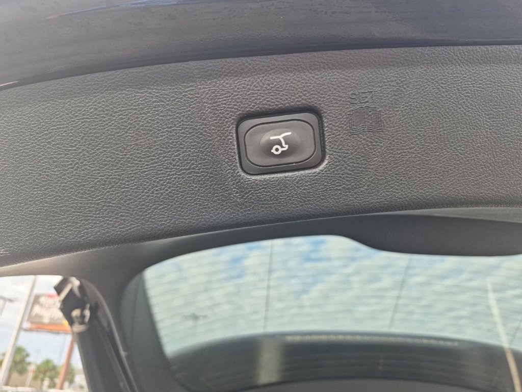 Certified 2024 Ford Edge Titanium AWD/4WD image 27