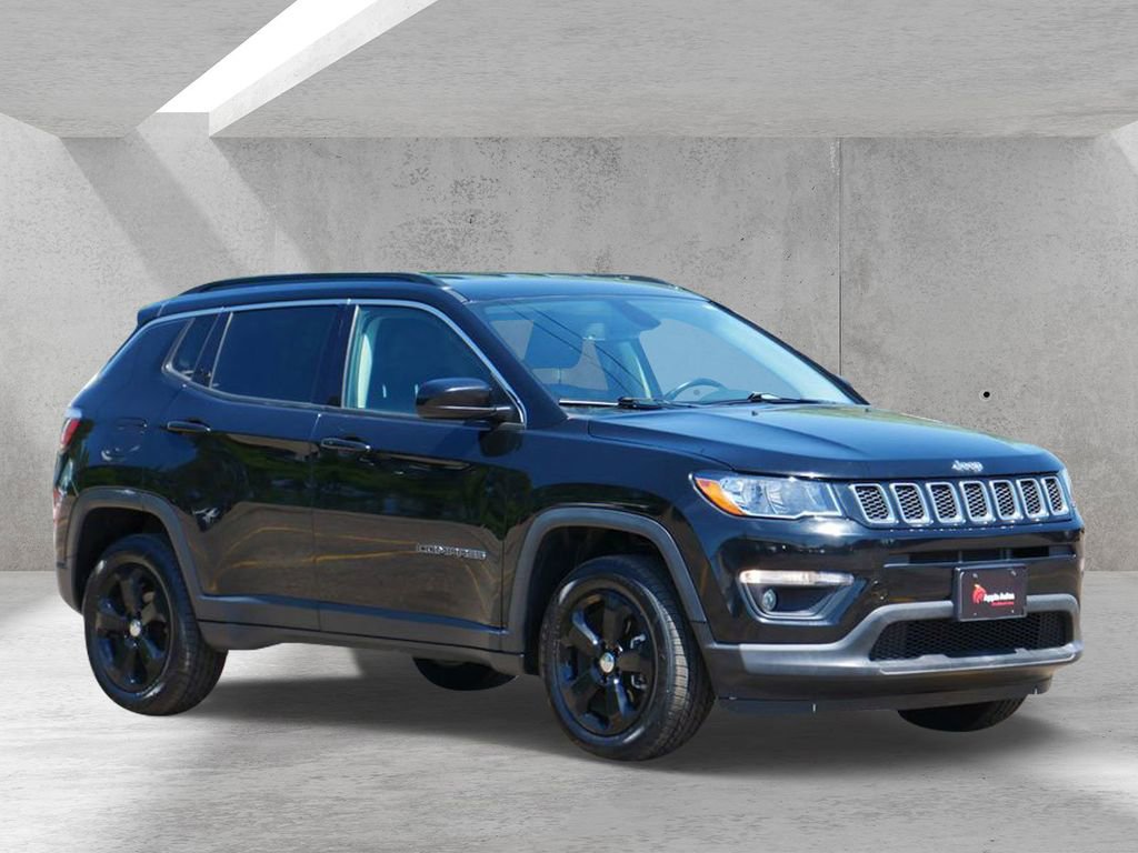 Used 2019 Jeep Compass Latitude w/ Popular Equipment Group AWD/4WD image 1