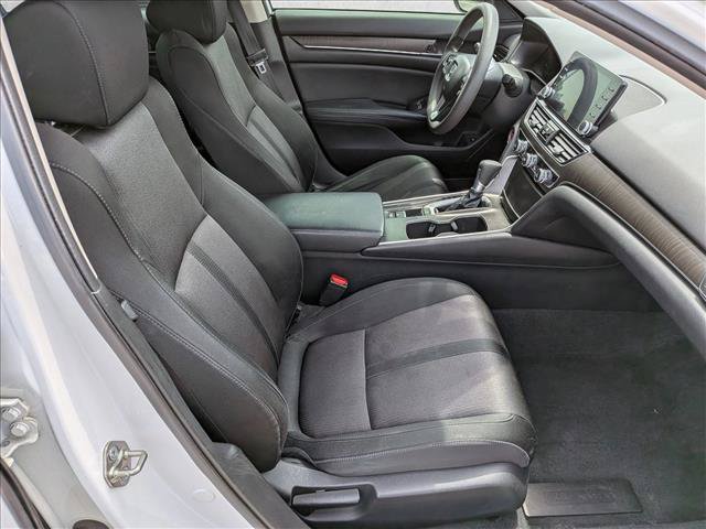 Used 2018 Honda Accord EX image 23