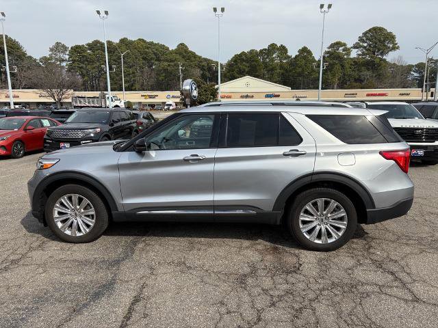 Certified 2022 Ford Explorer Limited w/ Equipment Group 301A image 2