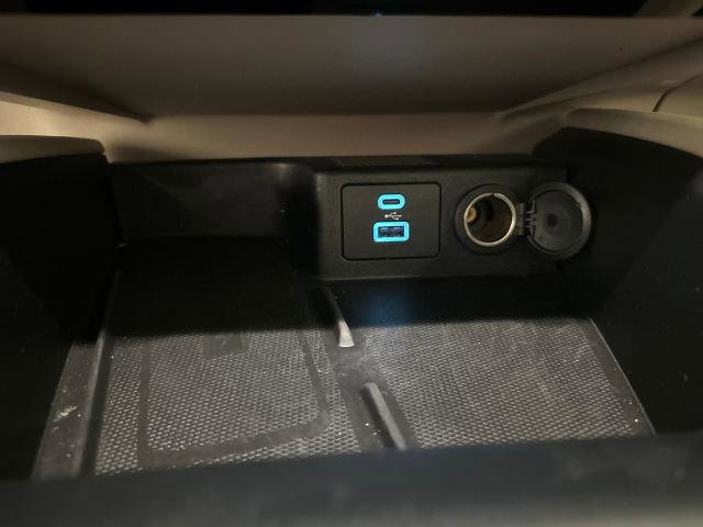 Certified 2022 Ford Escape SEL w/ Technology Package image 28