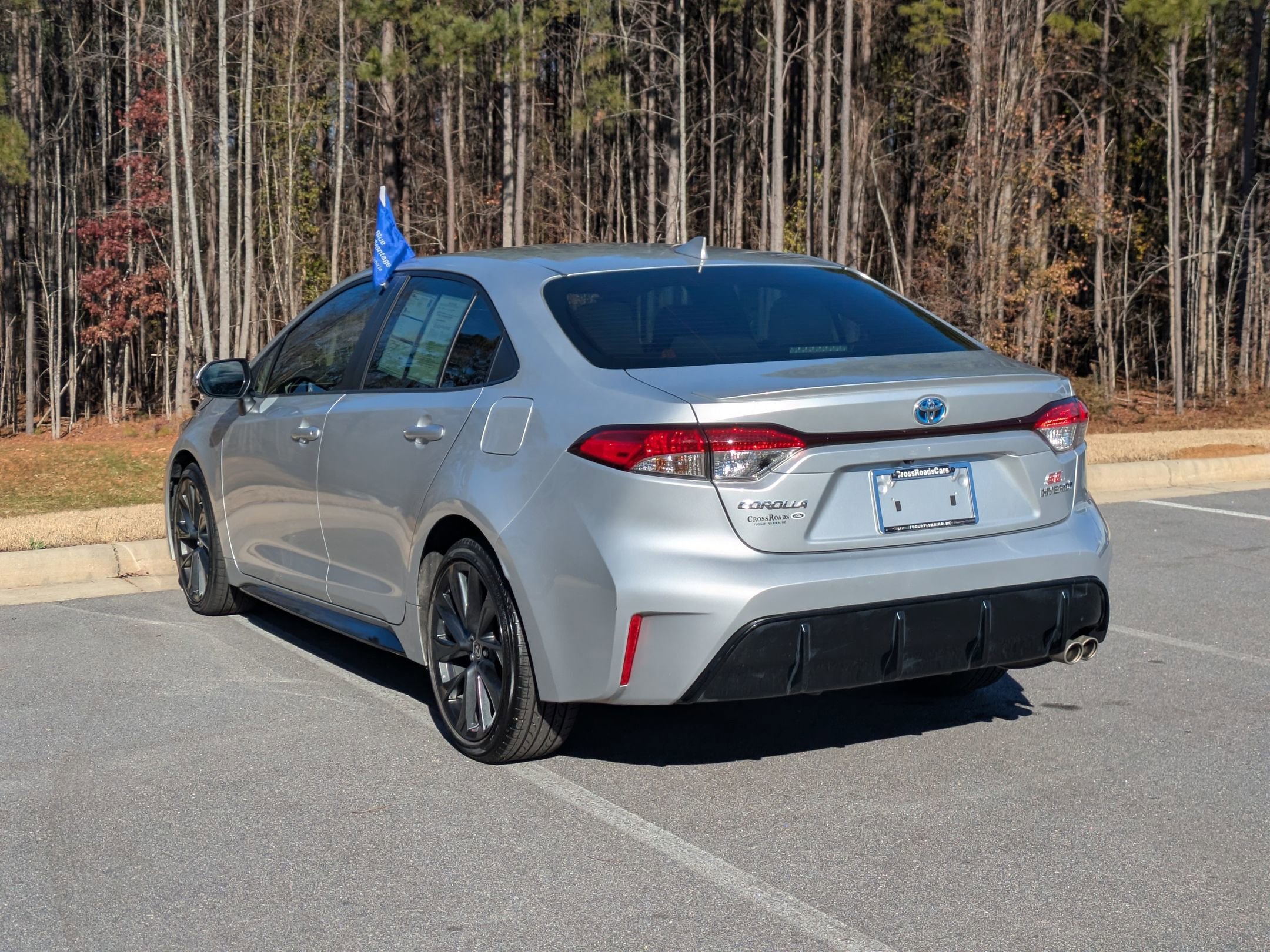 Used 2023 Toyota Corolla SE image 5
