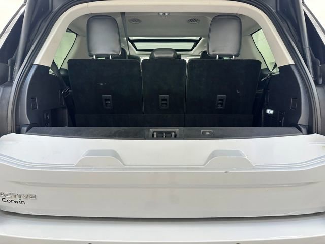 Certified 2025 Ford Expedition Active image 17