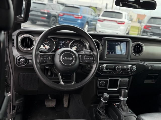 Used 2022 Jeep Gladiator Sport AWD/4WD image 4