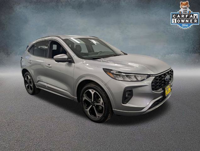 Certified 2023 Ford Escape ST-Line Select w/ Tech Pack #2 AWD/4WD image 3