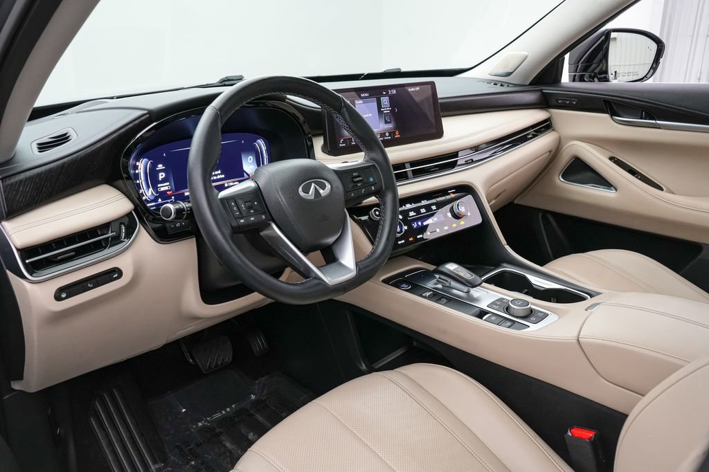 Used 2023 INFINITI QX60 Sensory w/ Vision Package AWD/4WD image 12