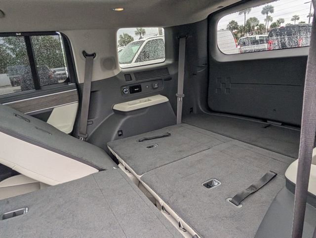 Used 2024 Hyundai Santa Fe Limited image 12