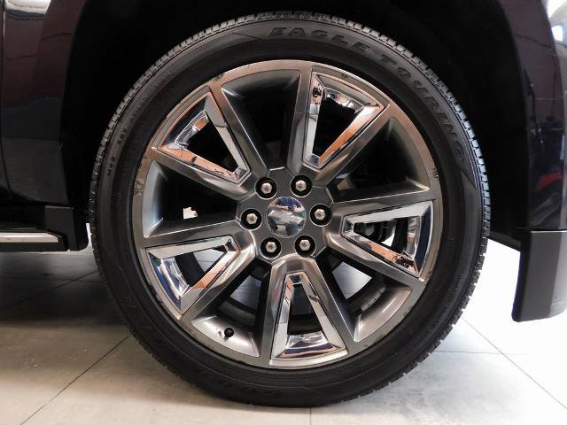 Used 2019 Chevrolet Suburban Premier image 13