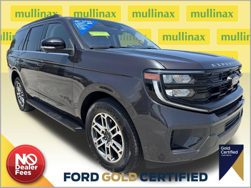 Certified 2025 Ford Expedition Active RWD image 1