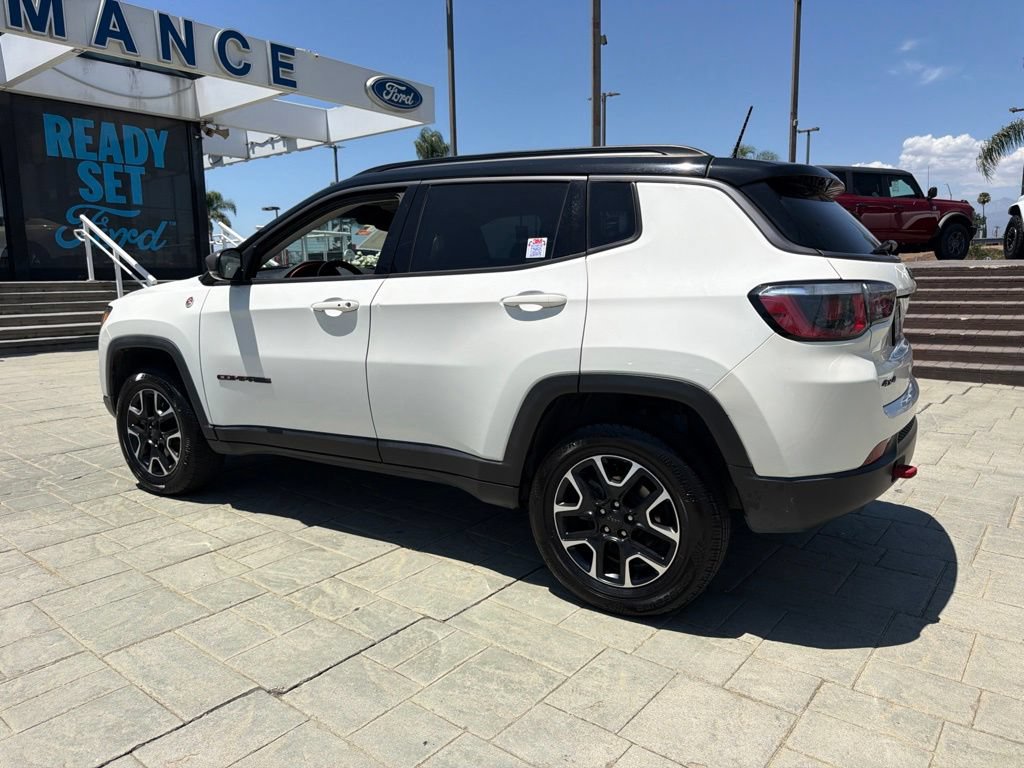 Used 2020 Jeep Compass Trailhawk AWD/4WD image 11