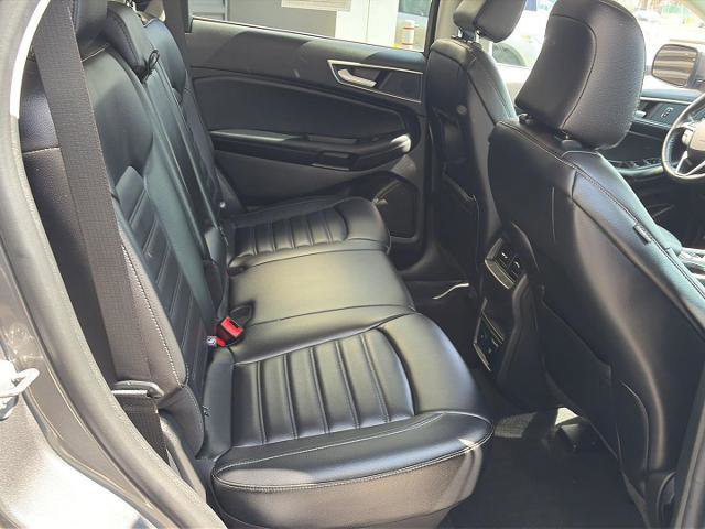 Certified 2024 Ford Edge SEL w/ Convenience Package AWD/4WD image 12