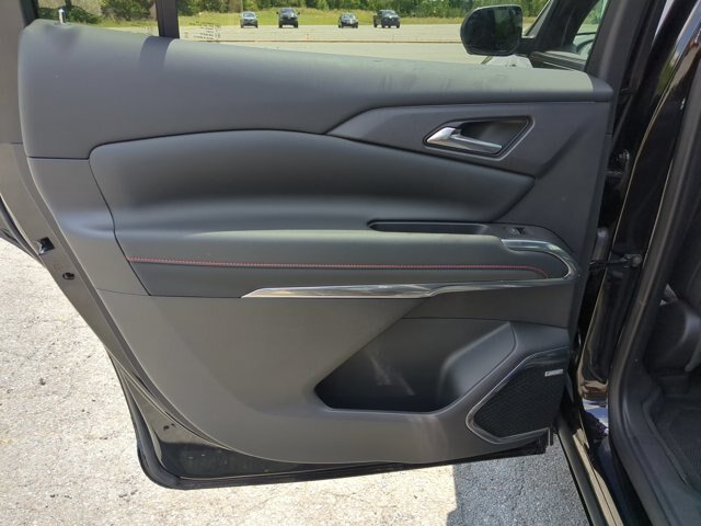 Used 2024 Chevrolet Traverse RS FWD image 30