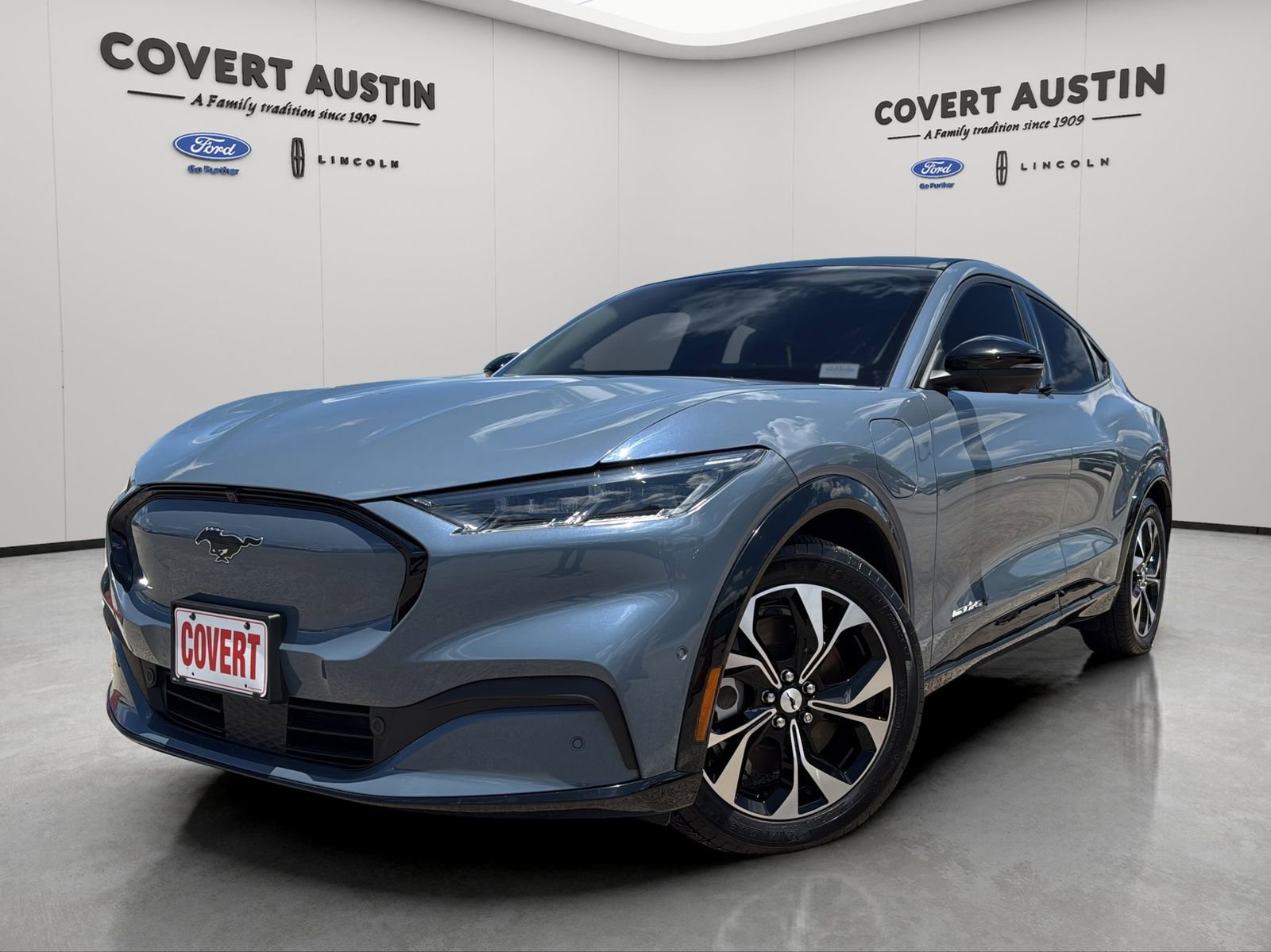 Certified 2023 Ford Mustang Mach-E Premium AWD/4WD image 1