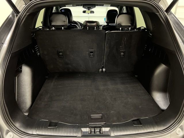 Certified 2024 Ford Escape ST-Line AWD/4WD image 19